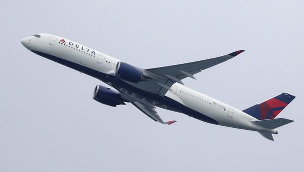 A Delta Air Lines Airbus A350-900 plane takes off from Sydney Airport in Sydney, Australia, October 28, 2020. - Sputnik International