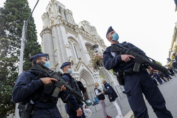 Total Protection for Religious Buildings in France Unlikely, Orthodox Archpriest of Nice Says Total Protection for Religious Buildings in France Unlikely, Orthodox Archpriest of Nice Says - Sputnik International