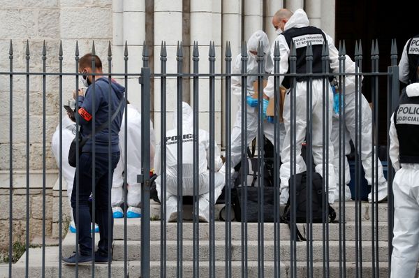 Total Protection for Religious Buildings in France Unlikely, Orthodox Archpriest of Nice Says Total Protection for Religious Buildings in France Unlikely, Orthodox Archpriest of Nice Says - Sputnik International