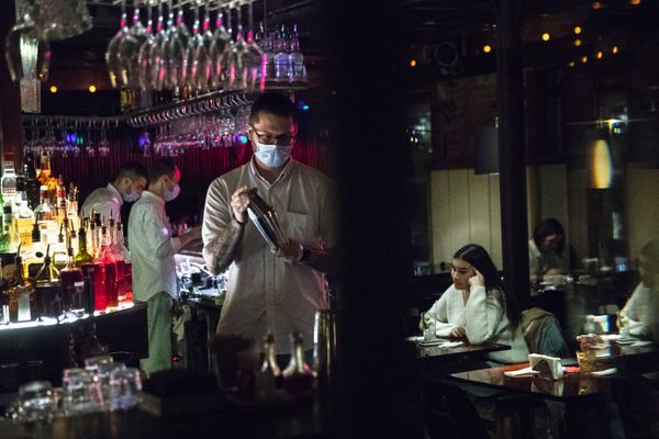 Party Hard: European Nightlife During Coronavirus Pandemic - Sputnik International