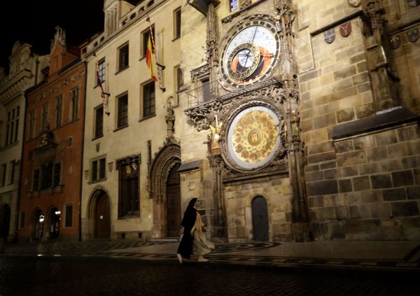 Party Hard: European Nightlife During Coronavirus Pandemic - Sputnik International
