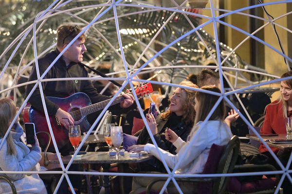 Party Hard: European Nightlife During Coronavirus Pandemic - Sputnik International