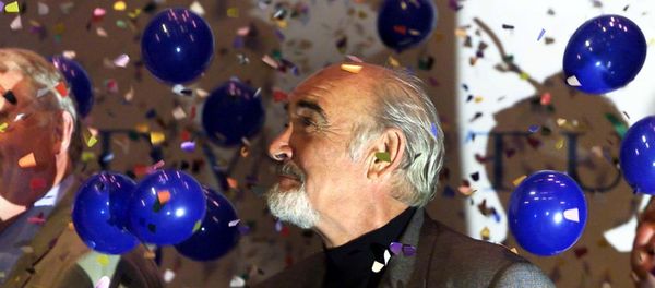 FILE PHOTO: Scottish actor Sir Sean Connery opens the new Byre Theatre in St Andrews June 5, 2001.  - Sputnik International