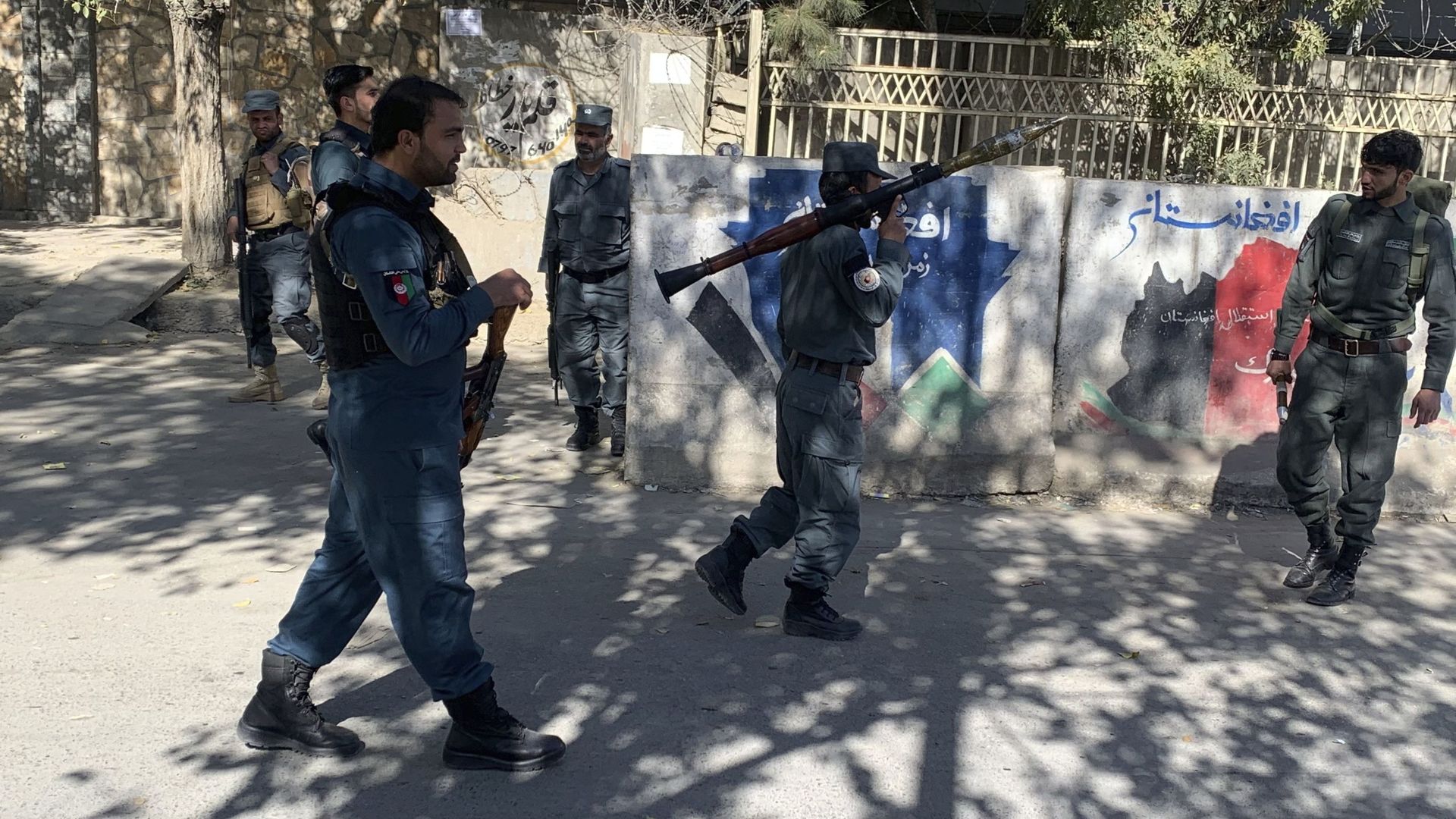 Afghan police arrive at the site of an attack at Kabul University in Kabul, Afghanistan, Monday, Nov. 2, 2020 Afghan police arrive at the site of an attack at Kabul University in Kabul, Afghanistan, Monday, Nov. 2, 2020 - Sputnik International, 1920, 12.03.2021
