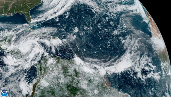 Hurricane Eta is seen churning in the Caribbean Sea toward Nicaragua in this satellite image taken November 2, 2020 over the Gulf of Mexico. - Sputnik International