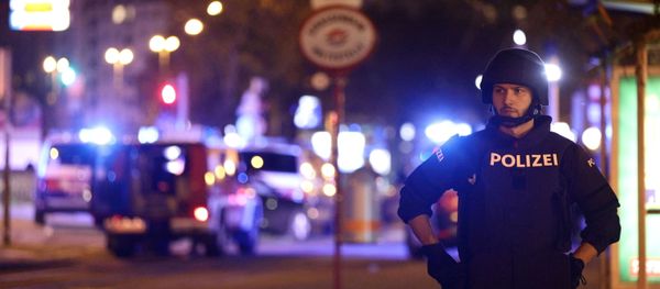 Police blocks a street near Schwedenplatz square after exchanges of gunfire in Vienna, Austria November 2, 2020 Police blocks a street near Schwedenplatz square after exchanges of gunfire in Vienna, Austria November 2, 2020 - Sputnik International