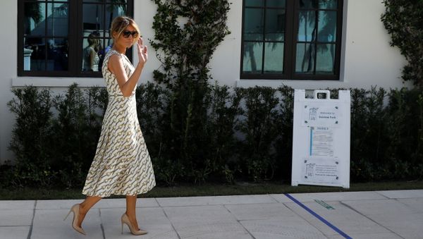U.S. first lady Melania Trump arrives to cast her vote during the 2020 presidential election at Morton and Barbara Mandel Recreation Center in Palm Beach, Florida, U.S., November 3, 2020. - Sputnik International