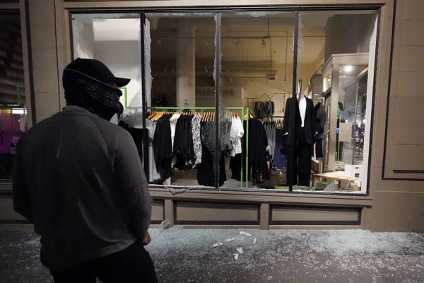 Riot Declared in Portland, Oregon as Governor Activates National Guard Amid Election Uncertainty  - Sputnik International