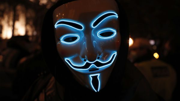 Полиция и протестующие во время Марша миллиона масок против локдауна в Лондоне, Великобритания - Sputnik International