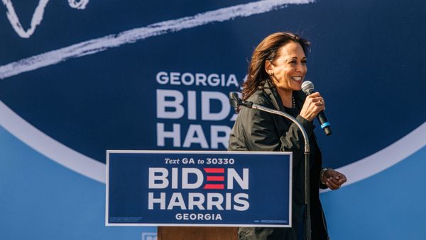 U.S. Democratic vice presidential nominee Kamala Harris speaks during a campaign rally in Duluth, Georgia, U.S. November 1, 2020. Picture taken November 1, 2020.  REUTERS/Brandon Bell - Sputnik International
