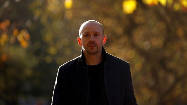 Lee Cain, who has resigned as Downing Street Director of Communications, walks through St James's Park in London, England, 12 November 2020. Lee Cain, who has resigned as Downing Street Director of Communications, walks through St James's Park in London, England, 12 November 2020. - Sputnik International