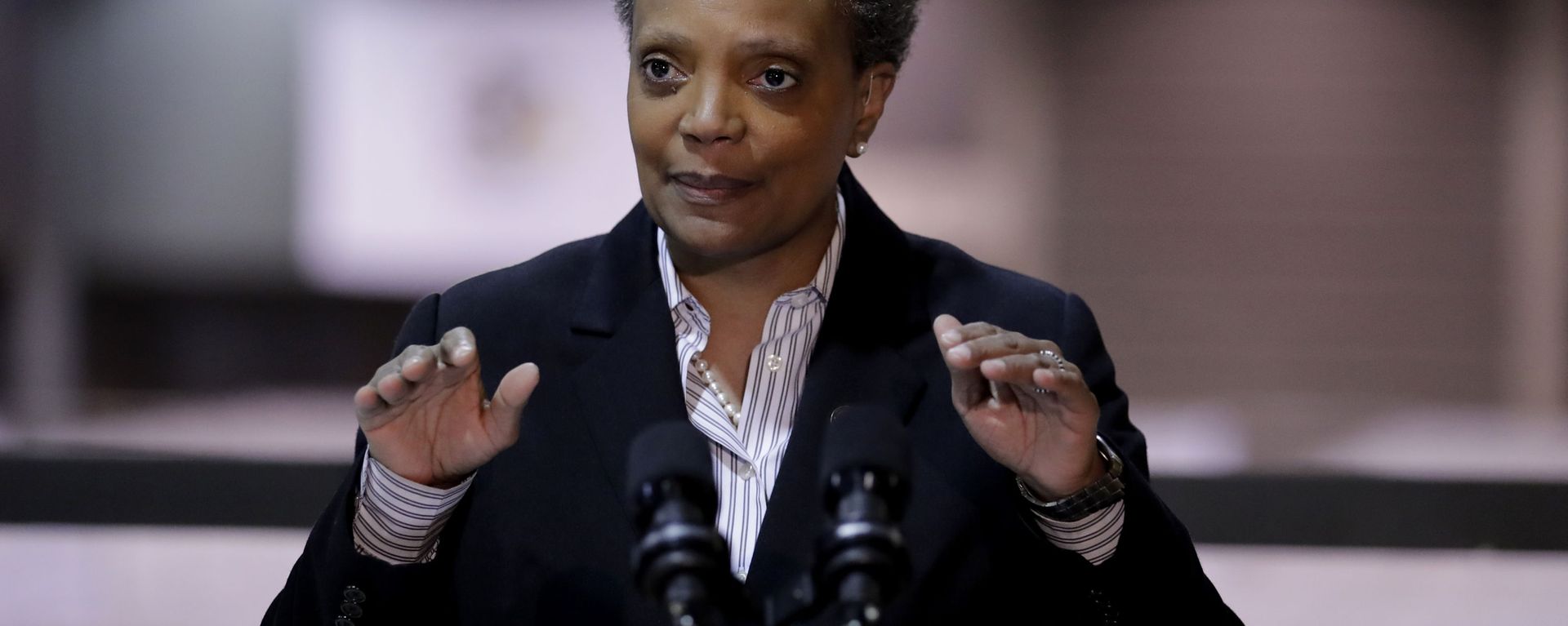 File-In this April 10, 2020 file photo Chicago Mayor Lori Lightfoot speaks during a news conference in Hall A at the COVID-19 alternate site at McCormick Place in Chicago. - Sputnik International, 1920, 01.09.2022