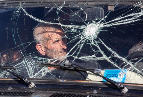 A local man leaves the town of Karvachar in Nagorno-Karabakh on 8 November 2020. A local man leaves the town of Karvachar in Nagorno-Karabakh on 8 November 2020. - Sputnik International