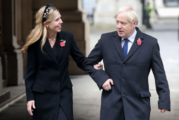 Why is Boris Self-Isolating Again?! Why is Boris Self-Isolating Again?! - Sputnik International