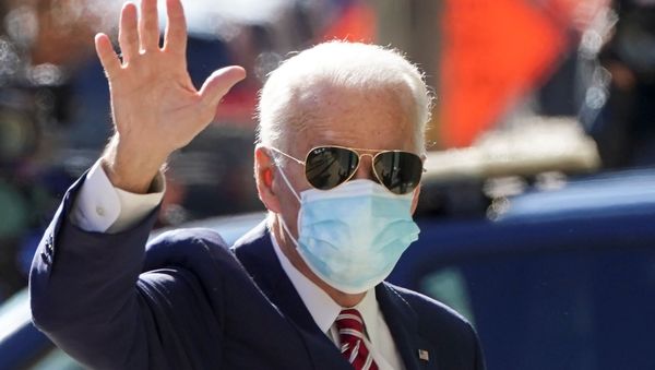 U.S. President-elect Joe Biden waves as he arrives to receive a briefing on the economy with his economic advisers in Wilmington, Delaware, U.S., November 16, 2020. U.S. President-elect Joe Biden waves as he arrives to receive a briefing on the economy with his economic advisers in Wilmington, Delaware, U.S., November 16, 2020. - Sputnik International