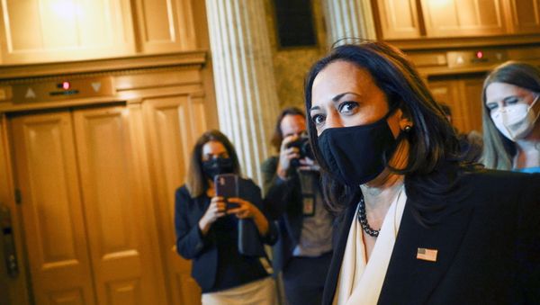 U.S. Vice President-elect Kamala Harris departs after a Senate vote at the U.S. Capitol in Washington, U.S., November 17, 2020.  - Sputnik International