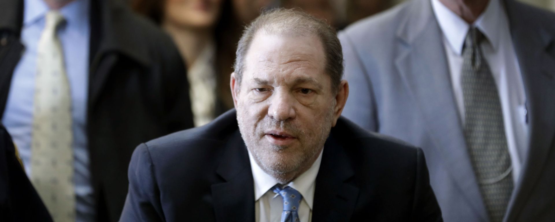 In this Feb. 24, 2020, file photo, Harvey Weinstein arrives at a Manhattan courthouse as jury deliberations continue in his rape trial in New York. The disgraced Hollywood film mogul and convicted rapist is asking a bankruptcy judge in Delaware to allow him to pursue arbitration in New York over what he claims is his wrongful termination from the company he co-founded. In this Feb. 24, 2020, file photo, Harvey Weinstein arrives at a Manhattan courthouse as jury deliberations continue in his rape trial in New York. The disgraced Hollywood film mogul and convicted rapist is asking a bankruptcy judge in Delaware to allow him to pursue arbitration in New York over what he claims is his wrongful termination from the company he co-founded. - Sputnik International, 1920, 18.11.2020