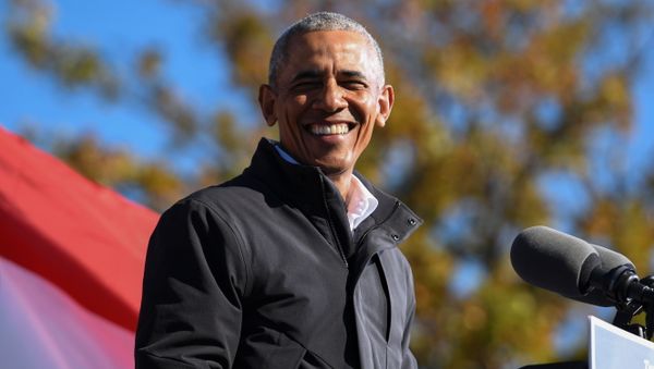 Former President Barack Obama addresses voters one day before the election, in Atlanta, Georgia, U.S., November 2, 2020.  - Sputnik International
