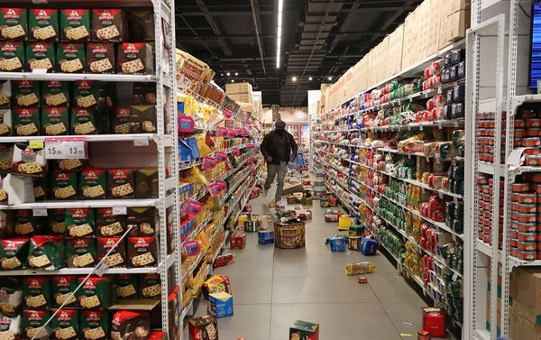 A man runs in a vandalized Carrefour store during a march in Sao Paulo on National Black Consciousness Day and in protest against the death of Joao Alberto Silveira Freitas, a Black man beaten to death at a market in Porto Alegre, Brazil, November 20, 2020. A man runs in a vandalized Carrefour store during a march in Sao Paulo on National Black Consciousness Day and in protest against the death of Joao Alberto Silveira Freitas, a Black man beaten to death at a market in Porto Alegre, Brazil, November 20, 2020. - Sputnik International