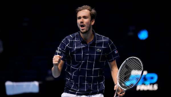 Tennis - ATP Finals - The O2, London, Britain - November 21, 2020 Russia's Daniil Medvedev celebrates winning the secong set during his semi-final match against Spain's Rafael Nadal  - Sputnik International