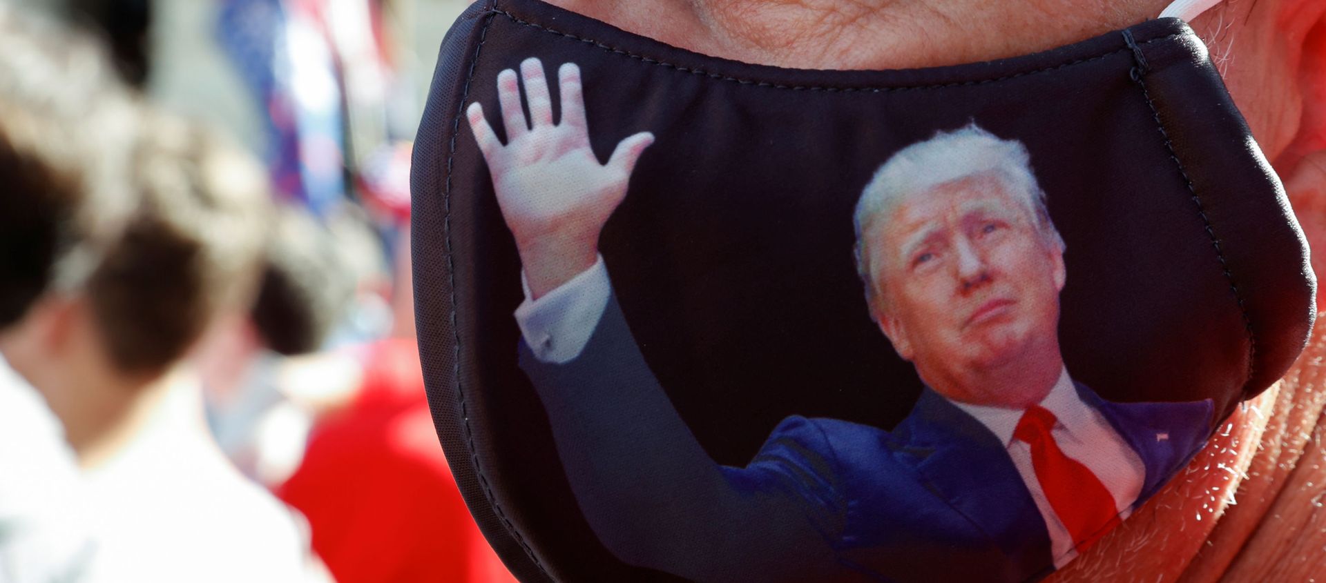 Doug Roman wearing a US President Donald Trump protective mask takes part in a protest against the results of the 2020 presidential election in Atlanta, Georgia, US, 21 November 2020. Doug Roman wearing a US President Donald Trump protective mask takes part in a protest against the results of the 2020 presidential election in Atlanta, Georgia, US, 21 November 2020. - Sputnik International, 1920, 22.11.2020