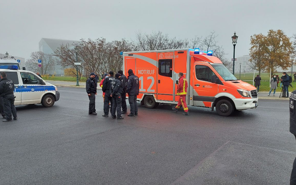 A car crash into the gate of the office of German Chancellor Angela Merkel in Berlin, Germany, November 25, 2020 A car crash into the gate of the office of German Chancellor Angela Merkel in Berlin, Germany, November 25, 2020 - Sputnik International