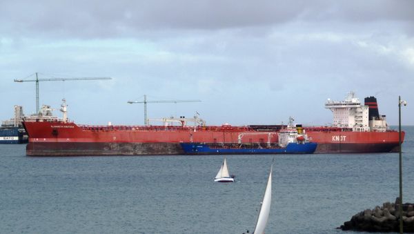 Oil tanker Elisabeth Knutsen, later relabeled as Knut and one of several misidentified tankers hired by phantom companies to export oil from Venezuela, is seen anchored off Las Palmas, near the Canary Islands, before departing to Venezuela's Jose terminal, operated by state-run PDVSA, Spain September 27, 2020. Picture taken September 27, 2020. Marine Traffic/via REUTERS Oil tanker Elisabeth Knutsen, later relabeled as Knut and one of several misidentified tankers hired by phantom companies to export oil from Venezuela, is seen anchored off Las Palmas, near the Canary Islands, before departing to Venezuela's Jose terminal, operated by state-run PDVSA, Spain September 27, 2020. Picture taken September 27, 2020. Marine Traffic/via REUTERS - Sputnik International