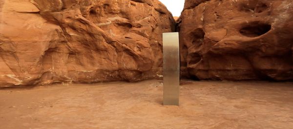 A metal monolith is seen in Red Rock Desert, Utah, U.S., November 25, 2020 A metal monolith is seen in Red Rock Desert, Utah, U.S., November 25, 2020 - Sputnik International