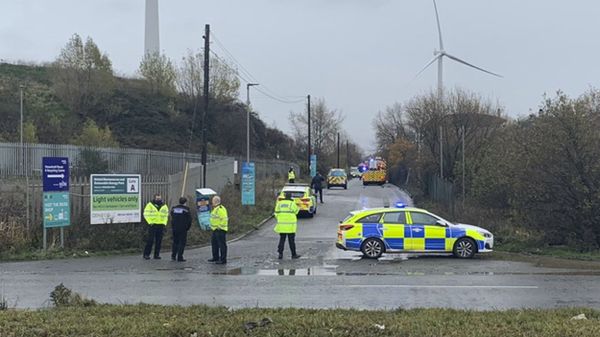 In this photo taken with permission from the Twitter feed of @jawadburhan98, police officers attend the scene of a large explosion, Thursday Dec. 3, 2020 - Sputnik International