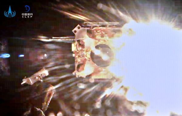Photos: China’s Chang’e-5 Moon Probe Sends Back Samples, Stunning Images From Surface - Sputnik International