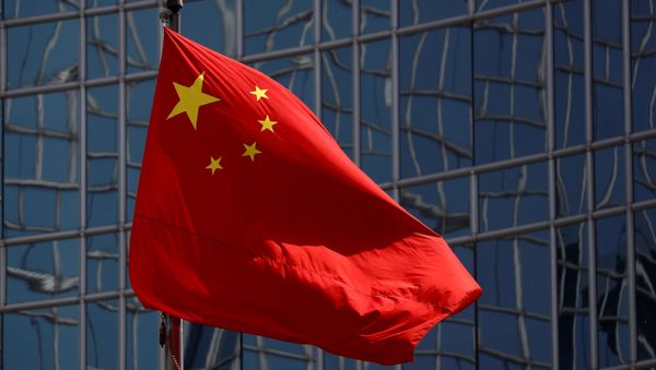 The Chinese national flag is seen in Beijing, China April 29, 2020. - Sputnik International