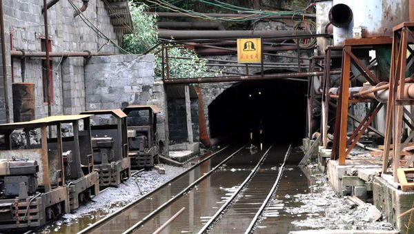 This recent but undated photo shows a gallery exit of the damaged Lajiapo coal mine in China's southern region of Guangxi. Underground water flooded the Lajiapo and Longshan mines around on July 17, 2001 - Sputnik International