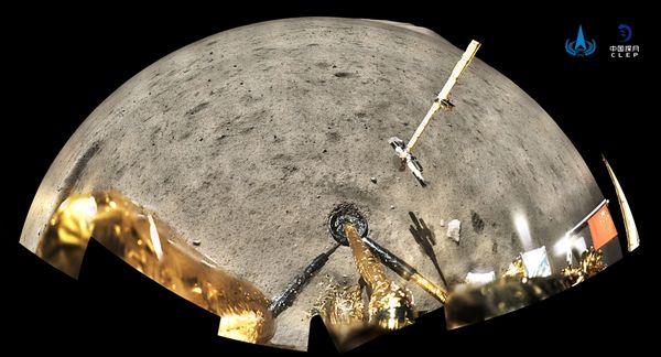 China's national flag is seen unfurled from the Chang'e-5 spacecraft on the moon, in this panoramic handout image provided by China National Space Administration (CNSA) 4 December 2020. China's national flag is seen unfurled from the Chang'e-5 spacecraft on the moon, in this panoramic handout image provided by China National Space Administration (CNSA) 4 December 2020. - Sputnik International