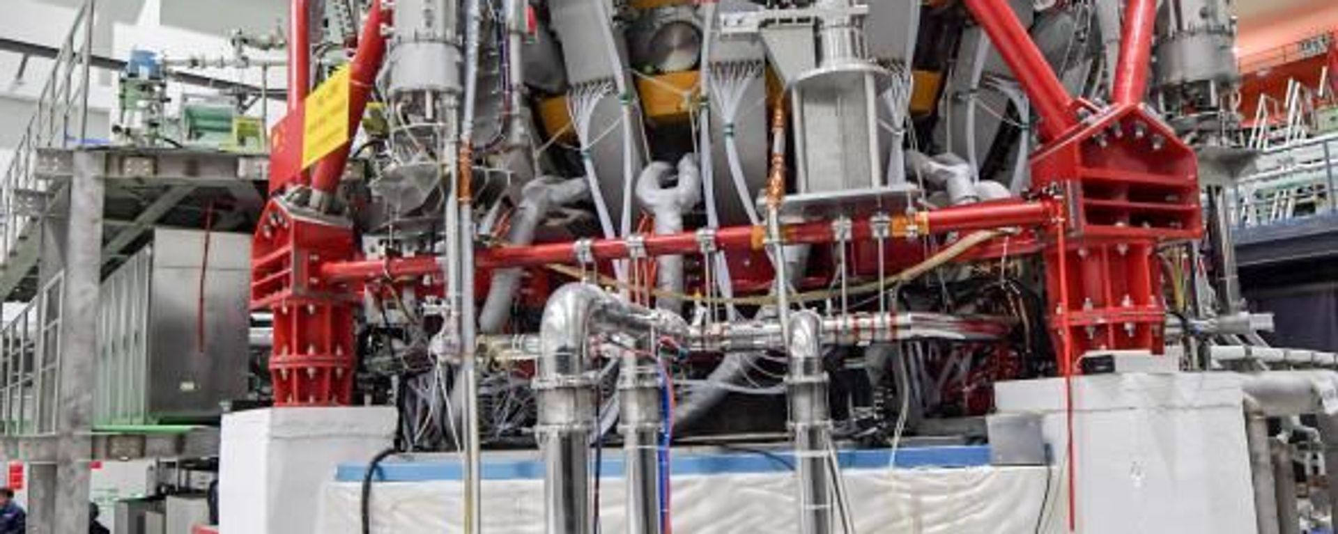 Photo taken on Dec. 4, 2020 shows the HL-2M Tokamak, China's new-generation artificial sun, in Chengdu, southwest China's Sichuan Province. The HL-2M Tokamak went into operation on Friday and achieved its first plasma discharge, according to China National Nuclear Corporation (CNNC). Photo taken on Dec. 4, 2020 shows the HL-2M Tokamak, China's new-generation artificial sun, in Chengdu, southwest China's Sichuan Province. The HL-2M Tokamak went into operation on Friday and achieved its first plasma discharge, according to China National Nuclear Corporation (CNNC). - Sputnik International, 1920, 30.09.2021