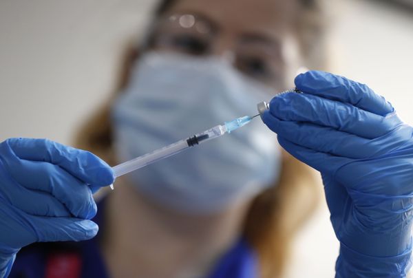 What's Wrong With Vaccine Distribution in the US, and Can Biden's Administration Affect It? - Sputnik International