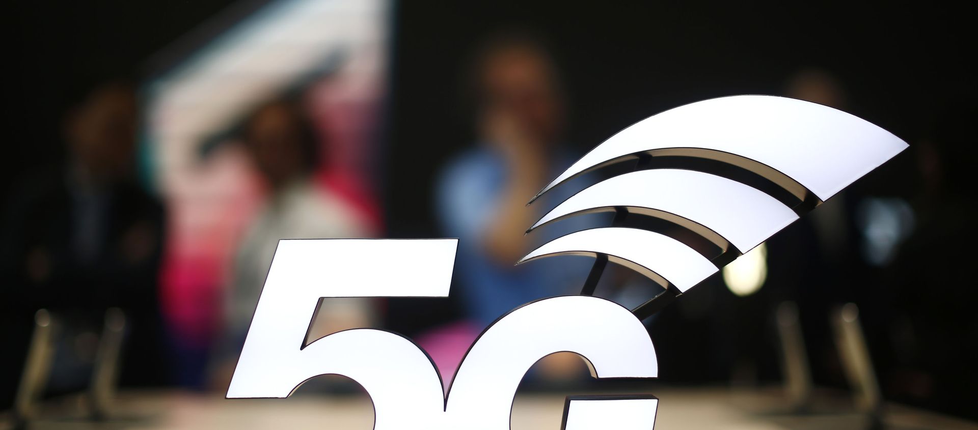 FILE - This Feb. 25, 2019 file photo shows a banner of the 5G network is displayed during the Mobile World Congress wireless show, in Barcelona, Spain. FILE - This Feb. 25, 2019 file photo shows a banner of the 5G network is displayed during the Mobile World Congress wireless show, in Barcelona, Spain. - Sputnik International, 1920, 23.02.2021