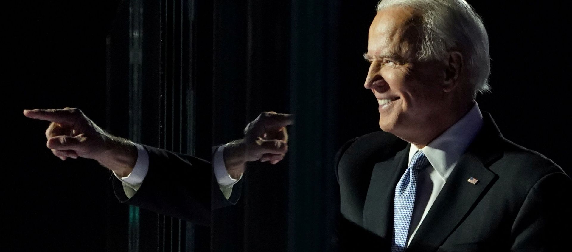 Democratic 2020 U.S. presidential nominee Joe Biden points a finger at his election rally, after news media announced that Biden has won the 2020 U.S. presidential election, in Wilmington, Delaware, U.S., November 7, 2020. Democratic 2020 U.S. presidential nominee Joe Biden points a finger at his election rally, after news media announced that Biden has won the 2020 U.S. presidential election, in Wilmington, Delaware, U.S., November 7, 2020. - Sputnik International, 1920, 10.12.2020
