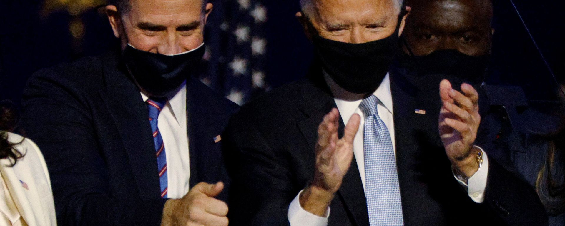 Democratic 2020 U.S. presidential nominee Joe Biden and his son Hunter celebrate onstage at his election rally, after the news media announced that Biden has won the 2020 U.S. presidential election over President Donald Trump, in Wilmington, Delaware, U.S., November 7, 2020. Democratic 2020 U.S. presidential nominee Joe Biden and his son Hunter celebrate onstage at his election rally, after the news media announced that Biden has won the 2020 U.S. presidential election over President Donald Trump, in Wilmington, Delaware, U.S., November 7, 2020. - Sputnik International, 1920, 26.12.2020