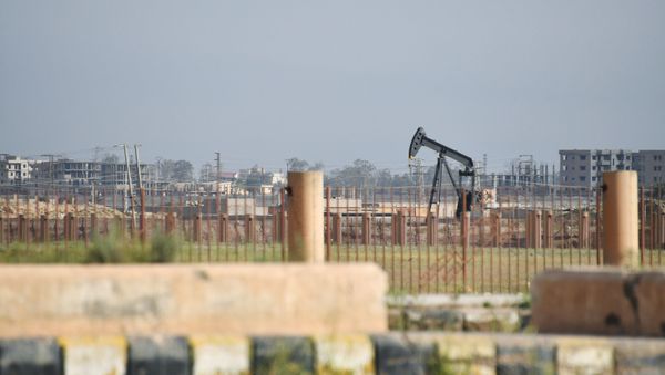Oil pumpjack in northeastern Syria. File photo. Oil pumpjack in northeastern Syria. File photo. - Sputnik International
