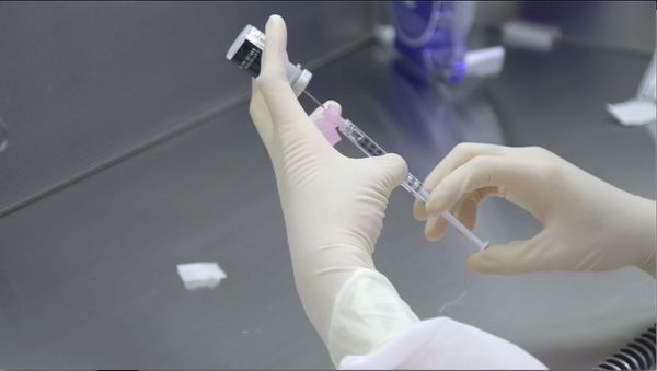 Photo dated December 9, 2020 courtesy of Mount Sinai Health System in New York shows a lab technician during a dry run at Mount Sinai hospital ahead of an expected Pfizer COVID-19 vaccine shipment over the weekend. - Sputnik International