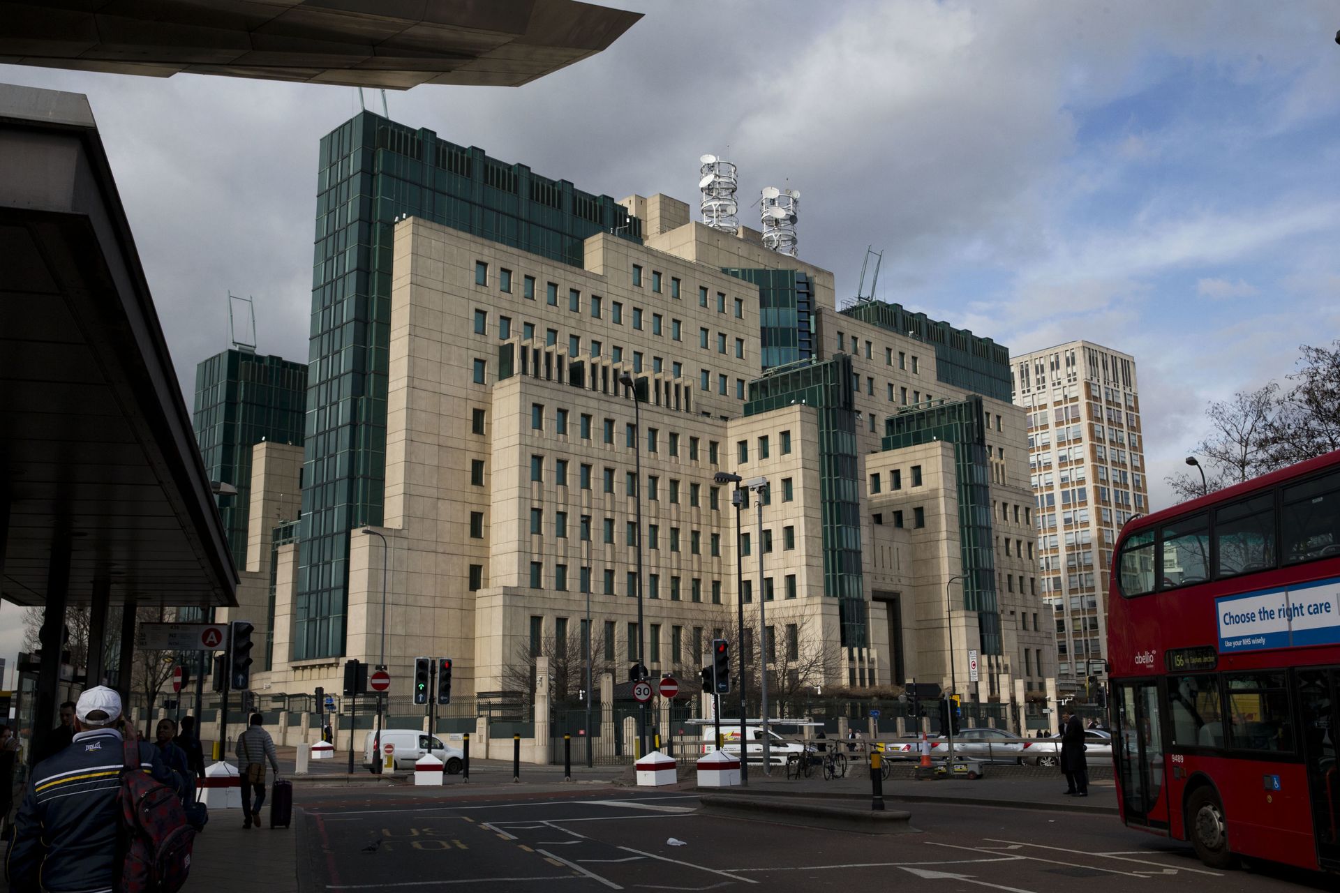 MI6 Hiring James Bond-Inspired Tech Chief to Put Spy Agency at 'Leading Edge of Digital Innovation’ MI6 Hiring James Bond-Inspired Tech Chief to Put Spy Agency at 'Leading Edge of Digital Innovation’ - Sputnik International, 1920, 30.04.2021