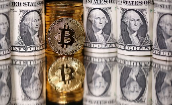 Cryptocurrency Market Value Exceeds $1 Trillion as Bitcoin Reaches Record-Breaking Level Cryptocurrency Market Value Exceeds $1 Trillion as Bitcoin Reaches Record-Breaking Level - Sputnik International