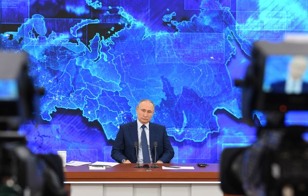 Pandemic, Vaccines, & Anti-Russian Policies: Key Takeaways From Putin's Annual Press Conference - Sputnik International