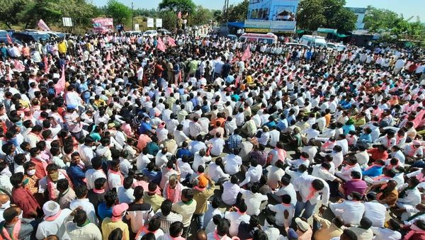 Protesting Farmers in India - Sputnik International