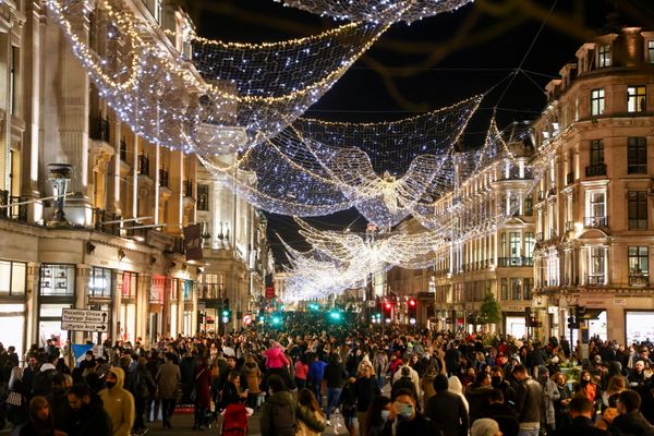 'Mutant Virus' That Cancelled Christmas: What is Known About 'New Variant' of COVID Spreading in UK - Sputnik International