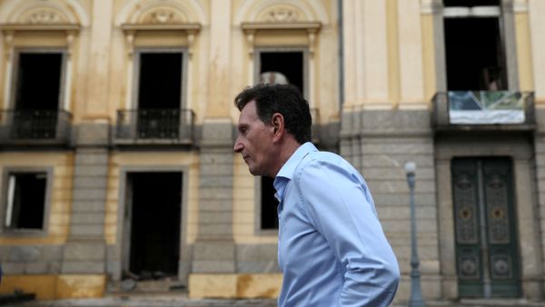 Rio de Janeiro's Mayor Marcelo Crivella walks outside the National Museum of Brazil in Rio de Janeiro, Brazil September 3, 2018. Rio de Janeiro's Mayor Marcelo Crivella walks outside the National Museum of Brazil in Rio de Janeiro, Brazil September 3, 2018. - Sputnik International