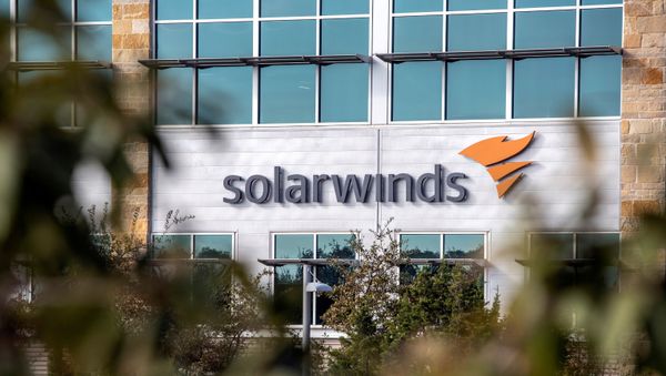 The SolarWinds logo is seen outside its headquarters in Austin, Texas, U.S., December 18, 2020. - Sputnik International