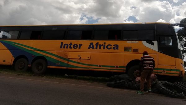 Road Traffic Accident in Zimbabwe Leaves 17 People Dead - Sputnik International