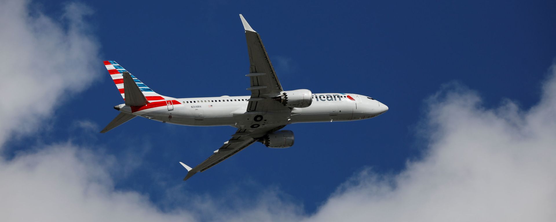 American Airlines flight 718, the first U.S. Boeing 737 MAX commercial flight since regulators lifted a 20-month grounding in November, takes off from Miami, Florida, U.S. December 29, 2020. - Sputnik International, 1920, 09.01.2021
