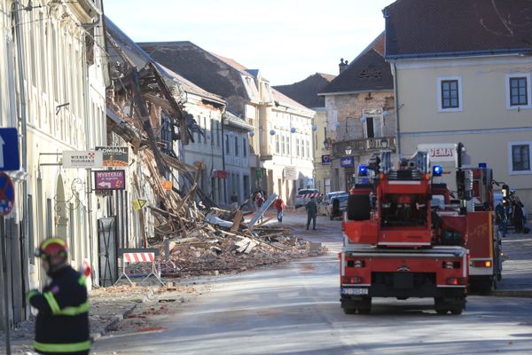 Rubble-Covered Streets & Devastated Towns: Croatia Reels From Worst Quake in Decades - Sputnik International